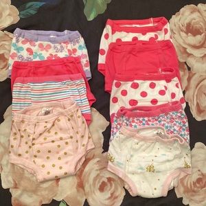 Lot of 9 Gerber training pants girls 2T